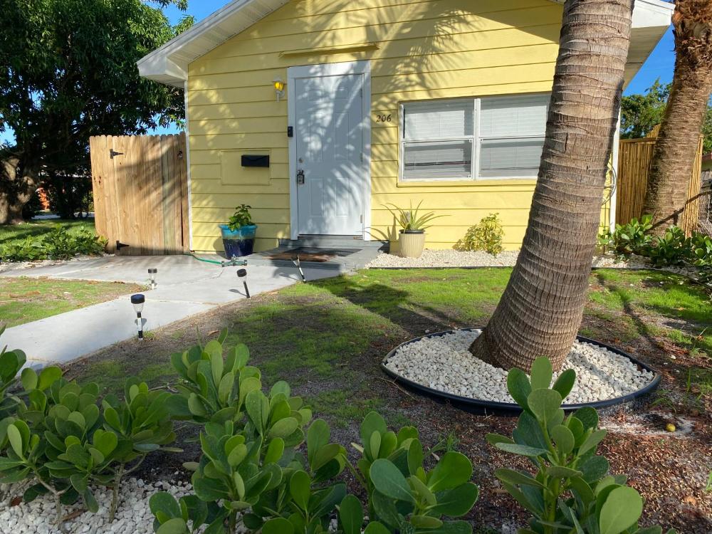 Mango Beach House